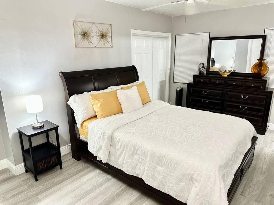 The Manors - Cozy 2 Bedrooms, 2 Baths Fort Lauderdale Exteriér fotografie